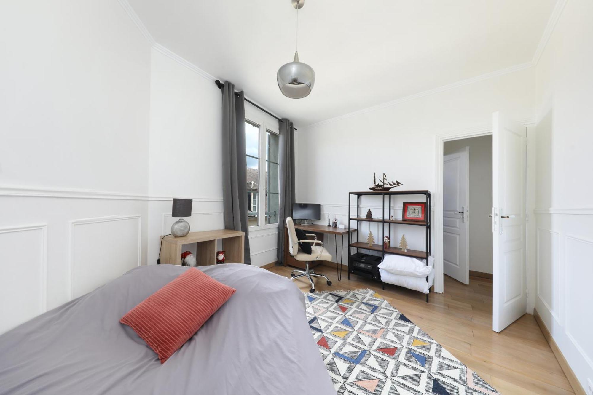 Charmant Appartement Dans Le Centre Ville, A 2 Minutes Du Palais Компьень Экстерьер фото