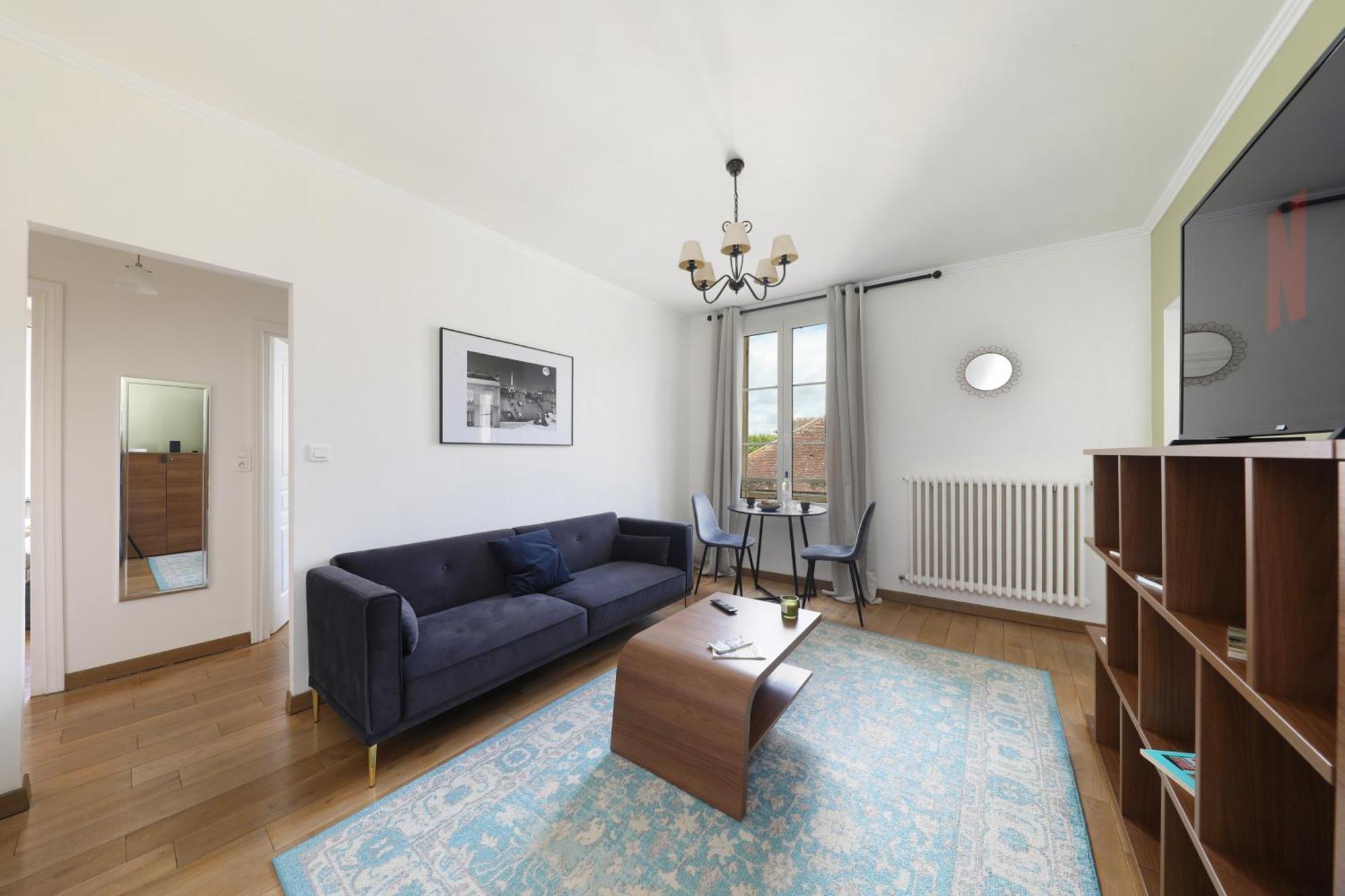Charmant Appartement Dans Le Centre Ville, A 2 Minutes Du Palais Компьень Экстерьер фото